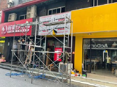 鹿寨制作广告招牌如何避免它发黄？